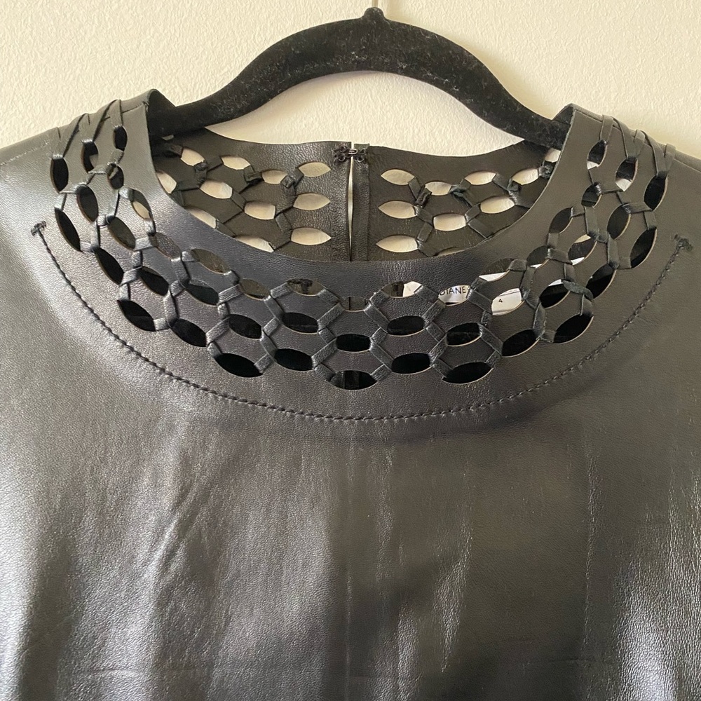 Diane von Furstenberg yvanna leather shift cut-out Dress / Size 4 - Picture 5 of 11